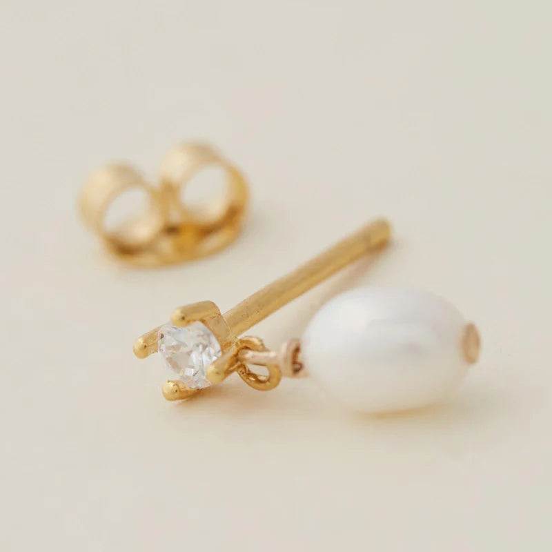 Aspen Mini Drop Earrings in Gold