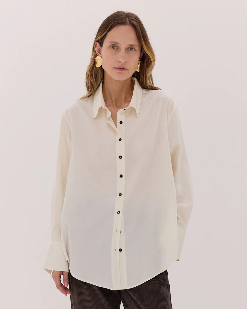 The Split Back Shirt | Vanilla
