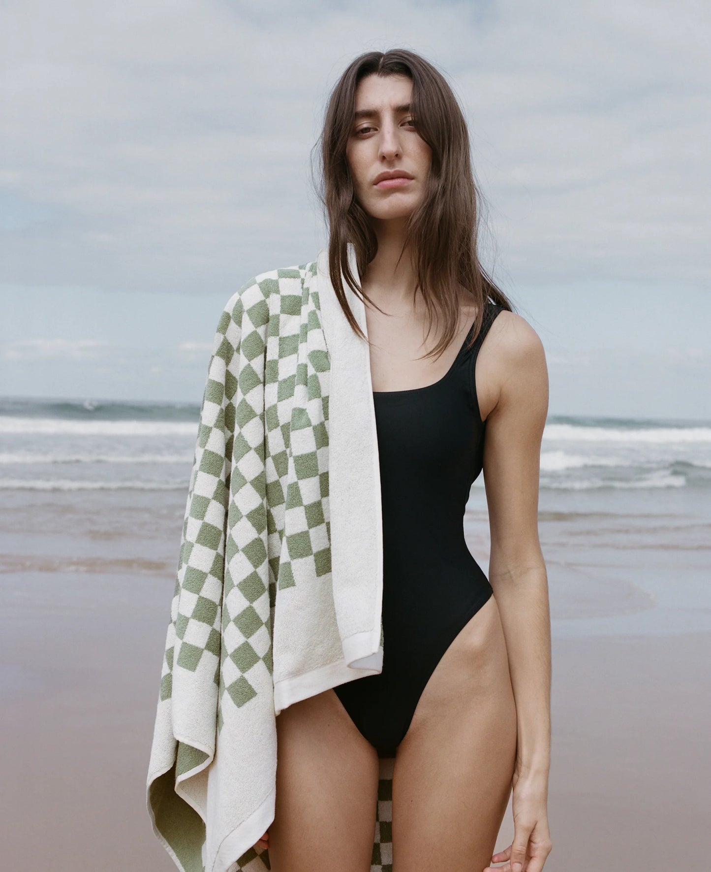 Roman Pool Towel in Sage & Chalk
