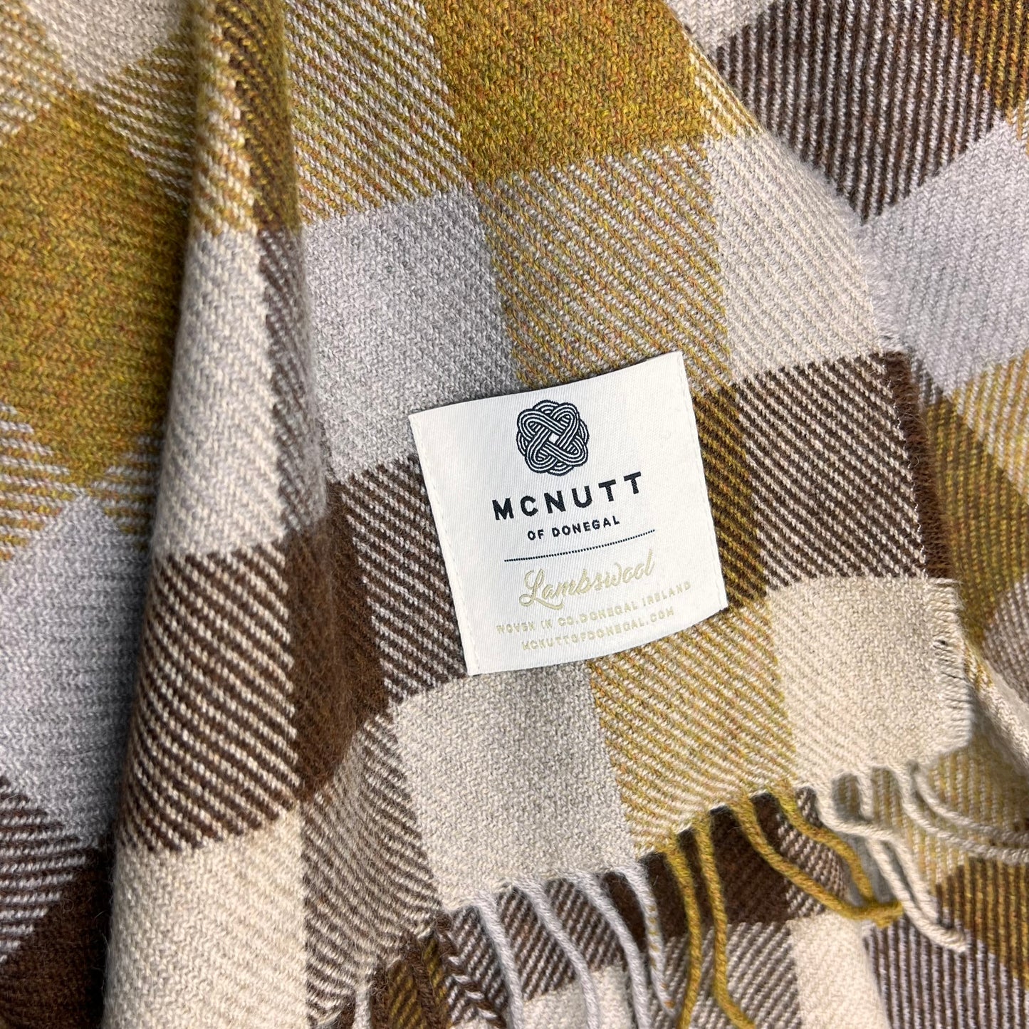 'Carmello' Fine Merino Lambswool Throw