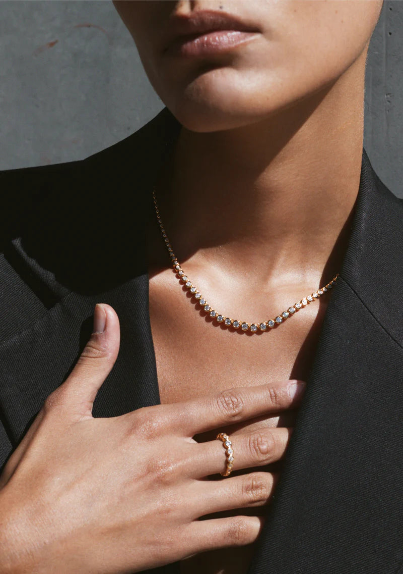 The Crescendo Ring in Gold