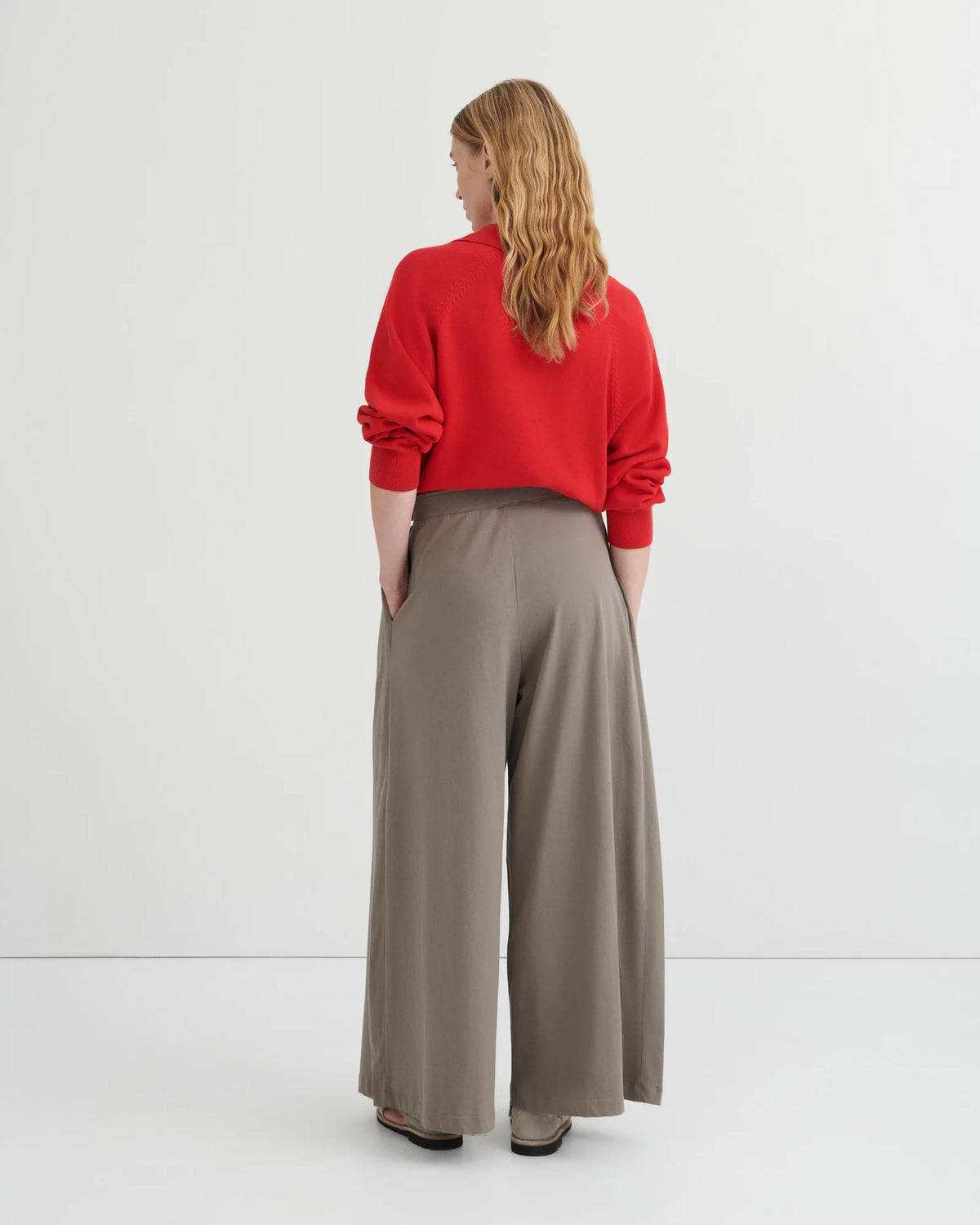 The Drape Pant in Flint