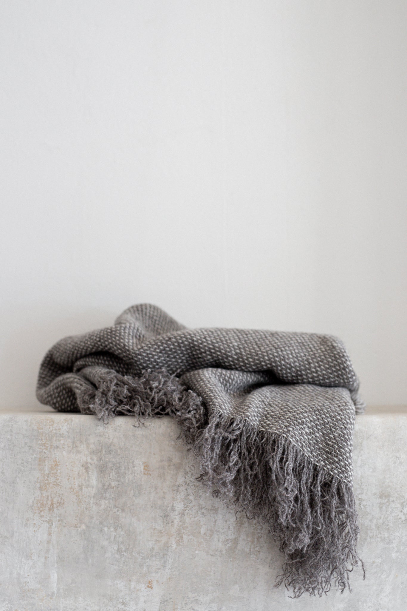 Brushed Wool Throw | Charcoal Fleck