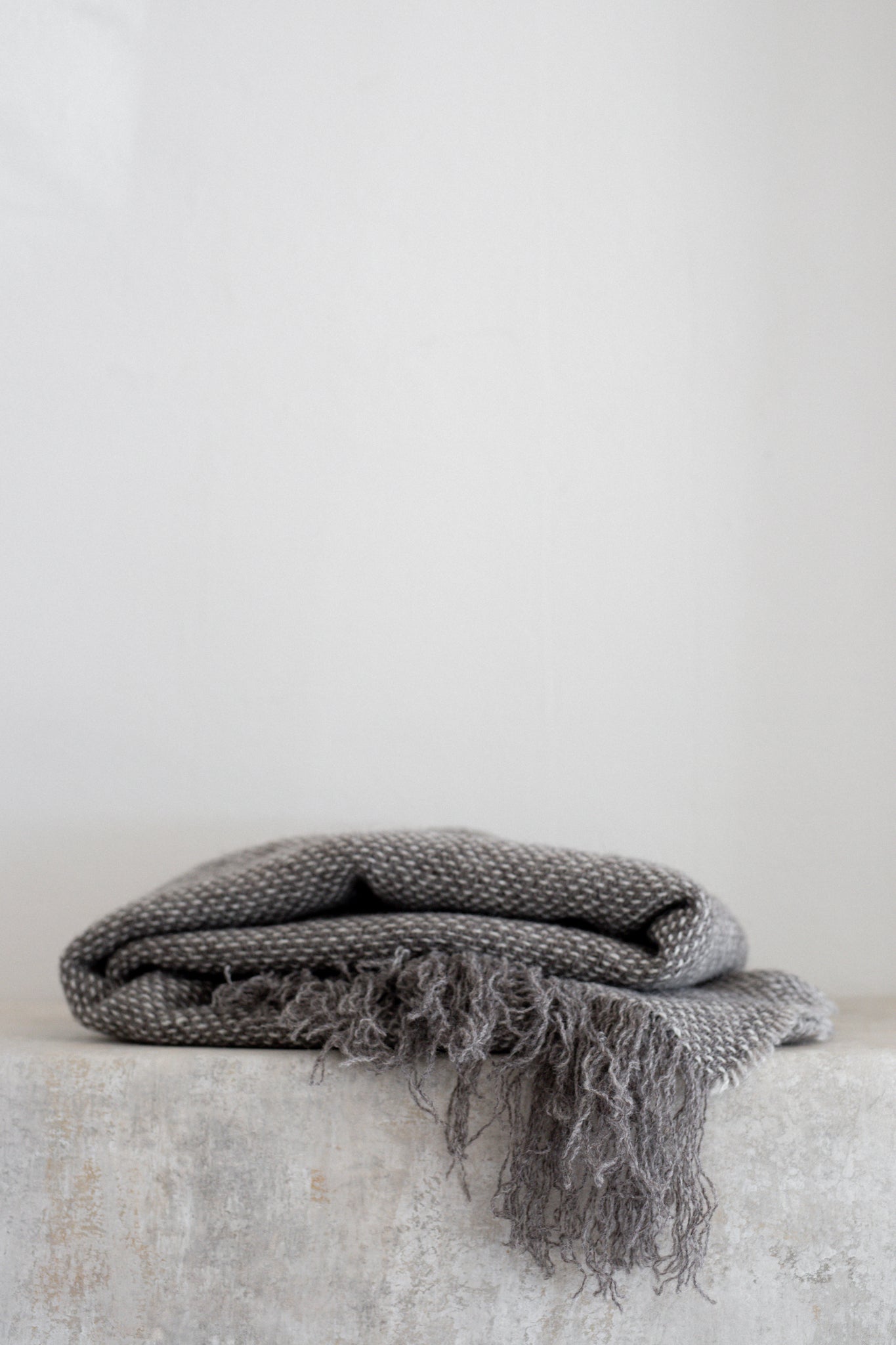Brushed Wool Throw | Charcoal Fleck