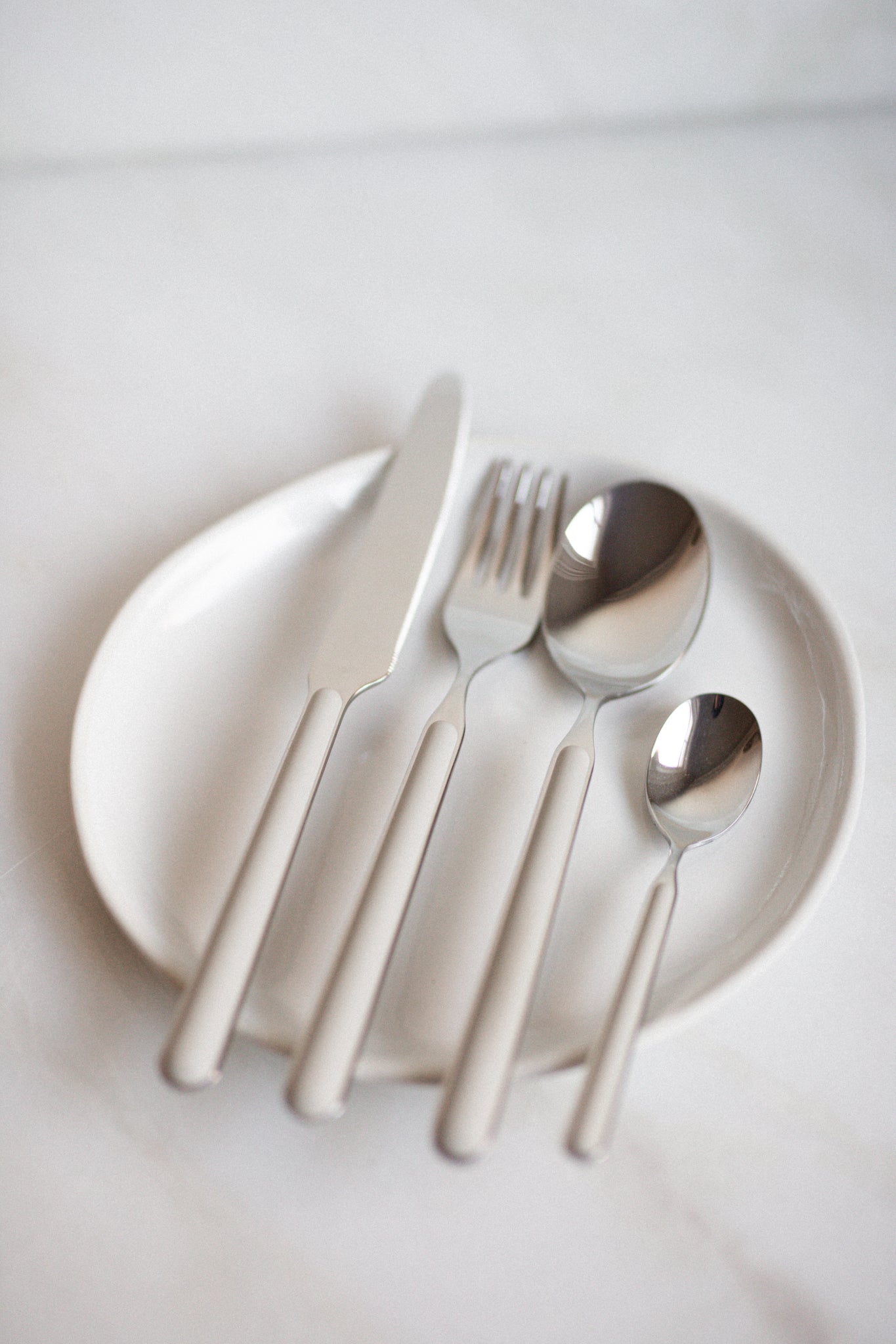 Italian Cutlery in Soft Taupe | Set of 4 pieces