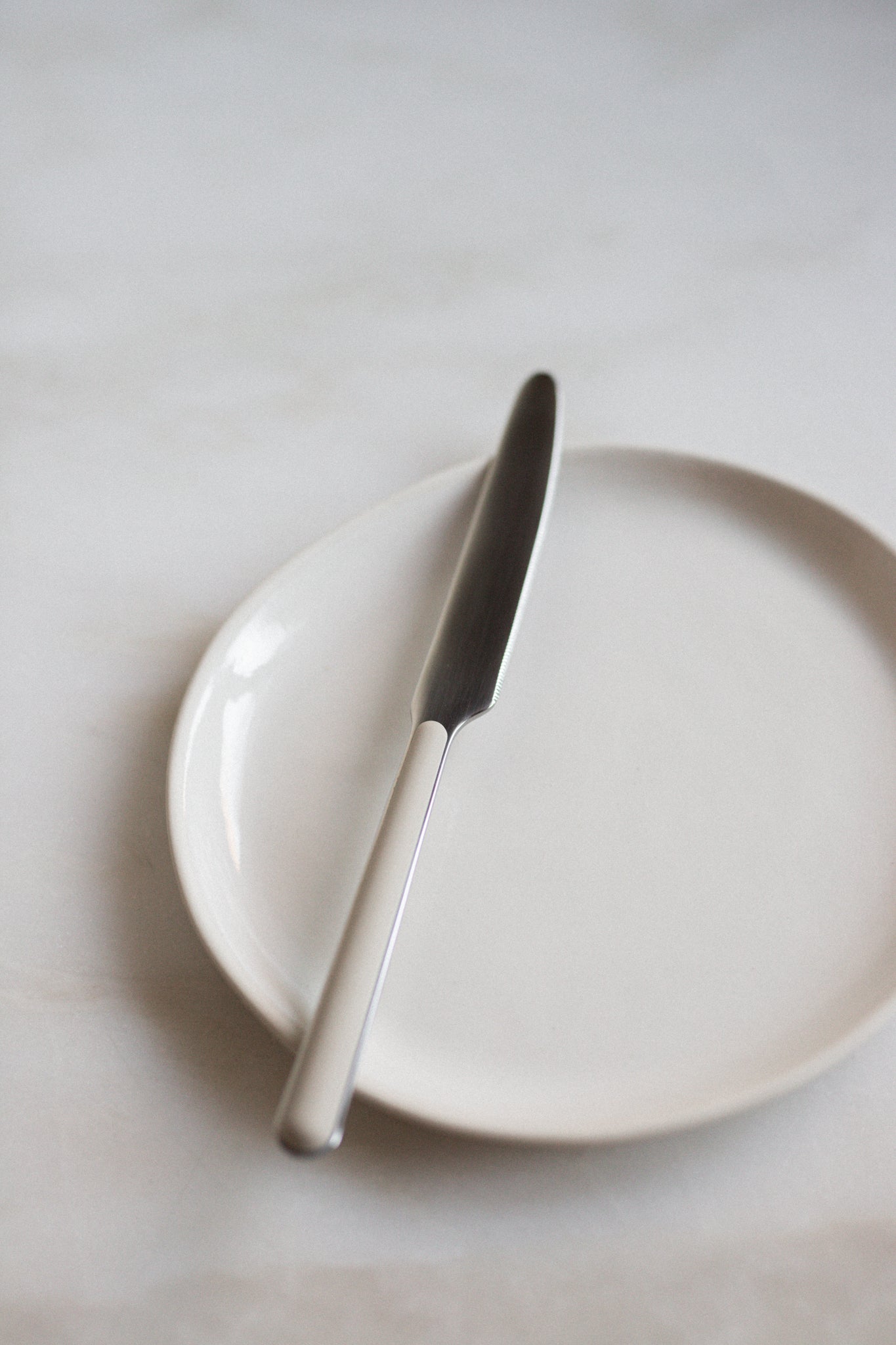 Italian Cutlery in Soft Taupe | Set of 4 pieces