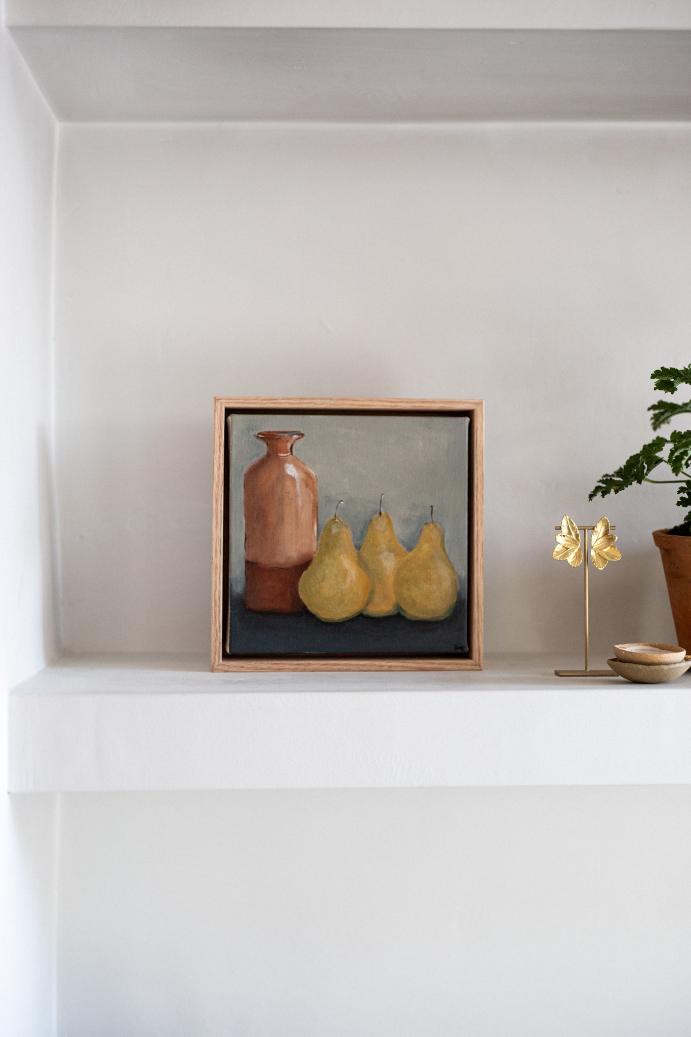 BOTTIGLIA E PERE | A Small Still Life