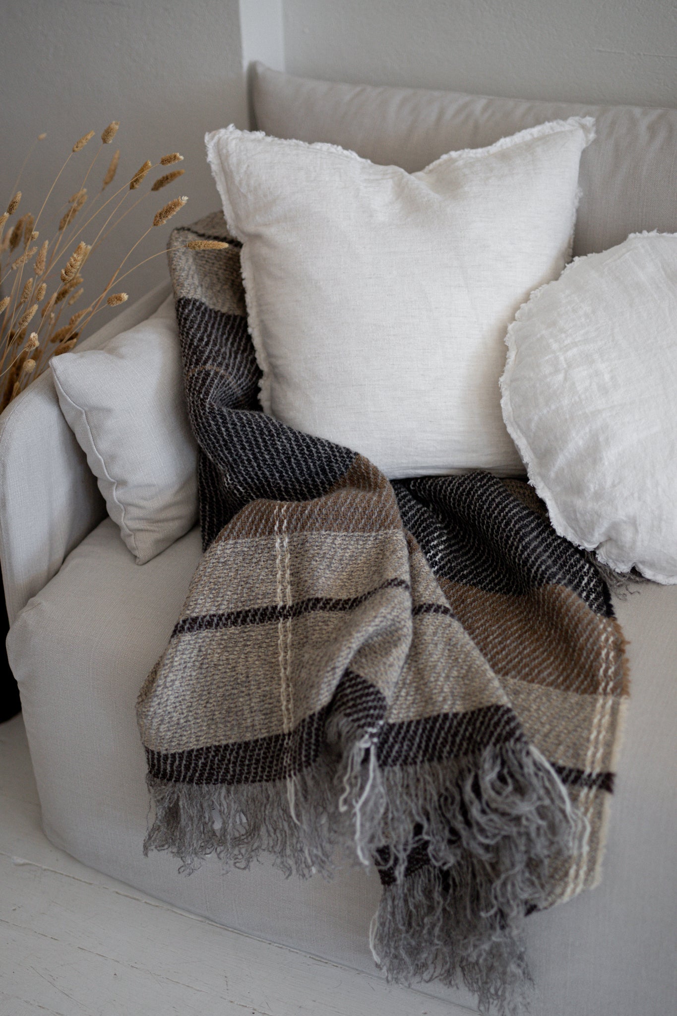 Brushed Wool Throw in New Brown