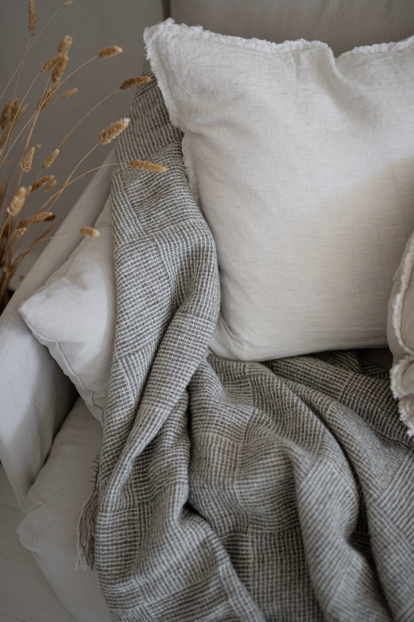 Brushed Wool Throw | Grey & Ivory Basketweave