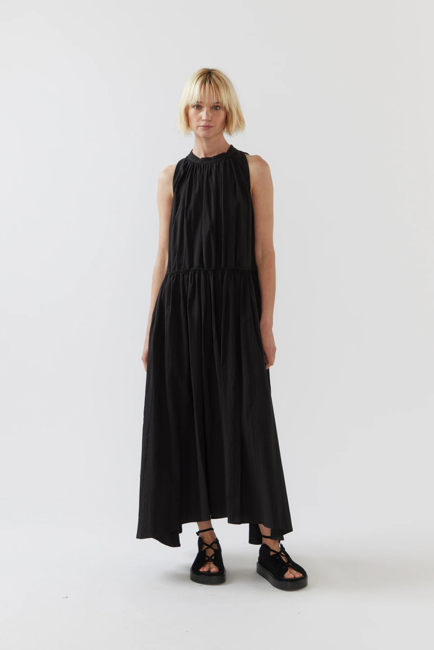 The Kinga Dress in Black Seersucker