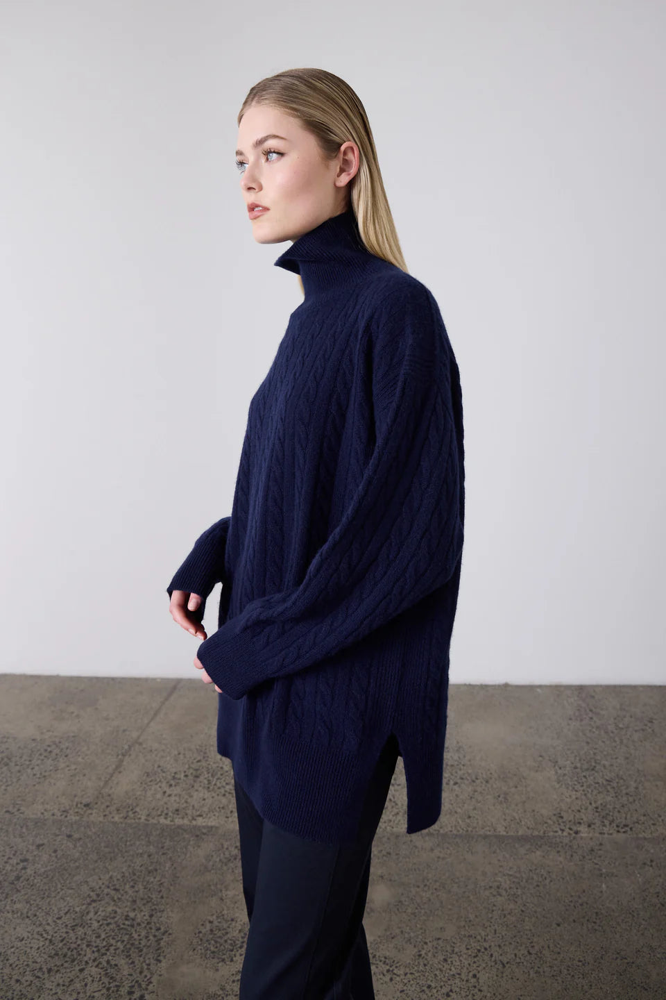 The Cable Knit Sweater - Navy