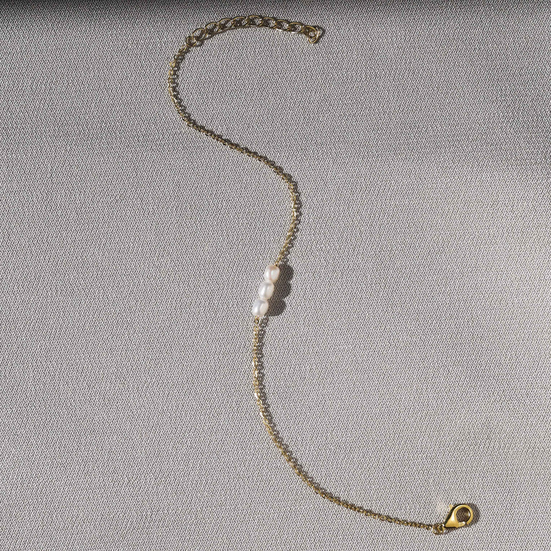 The Mini Pearl Bracelet in Gold