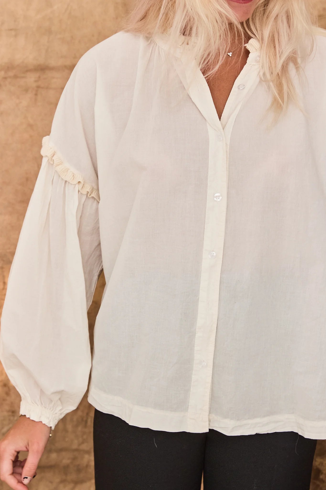 The Pierre Blouse in offwhite