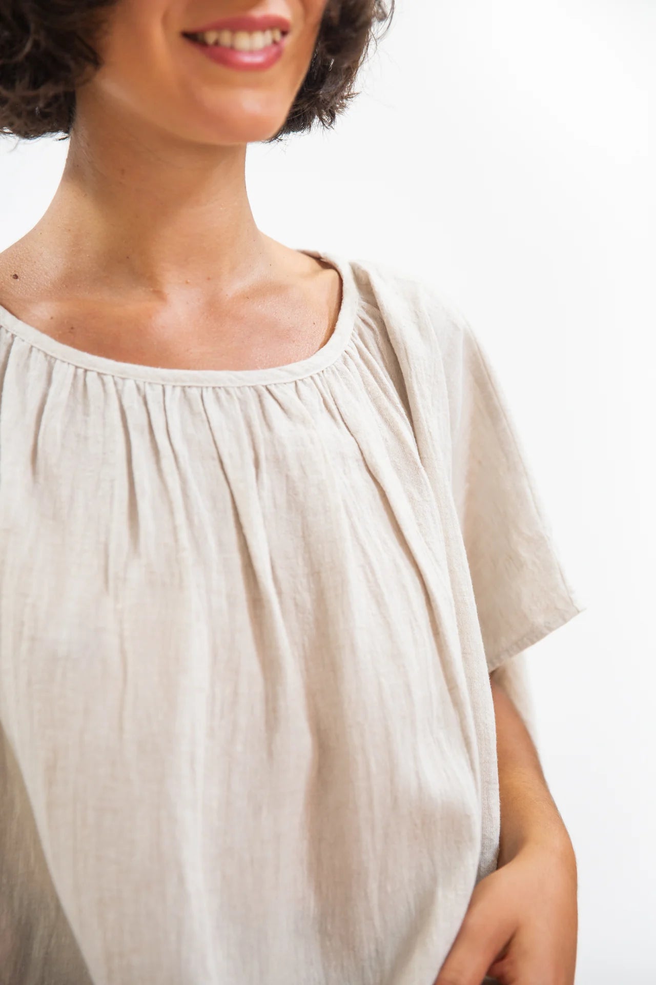 Poppy Top in Neutral Crush