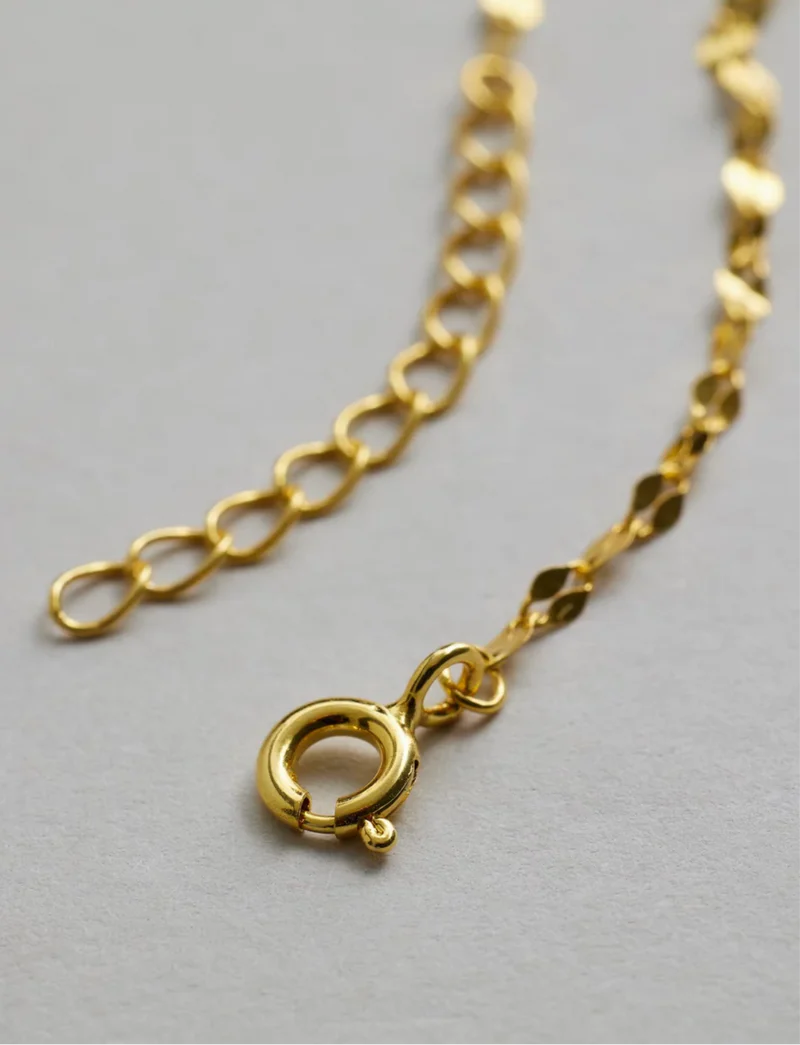 The Riviera Fine Necklace in Gold