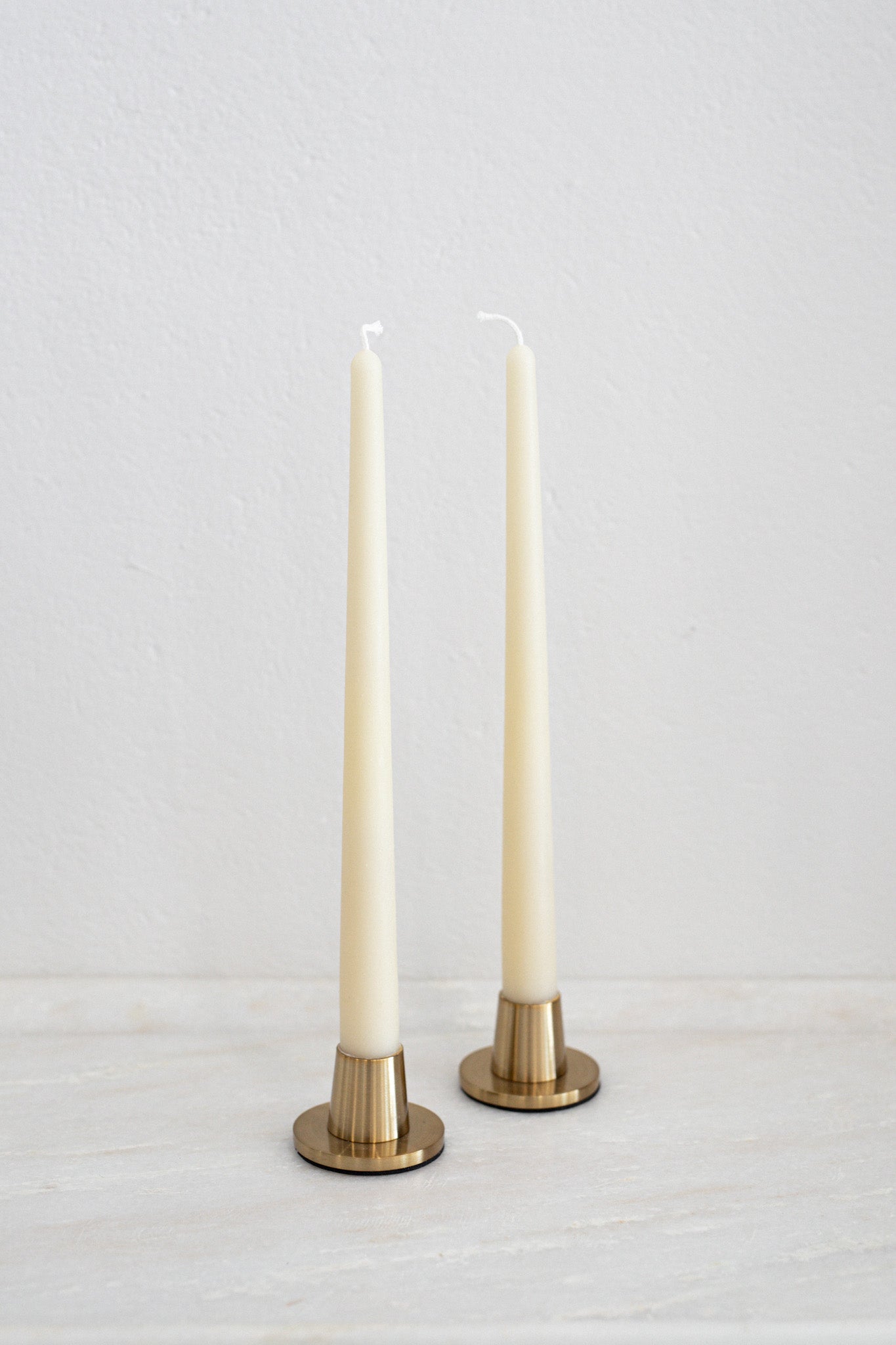 Beeswax Pair of Taper Candles in Ivory