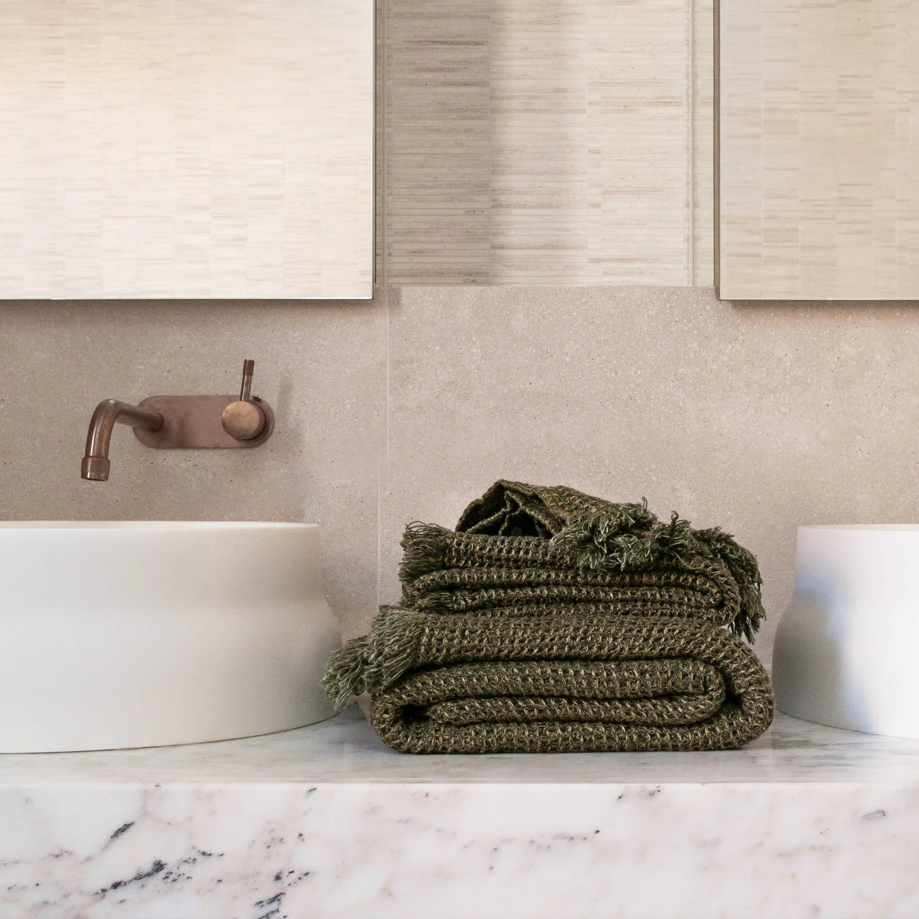 Linen Waffle Hand Towel | 'Armee'