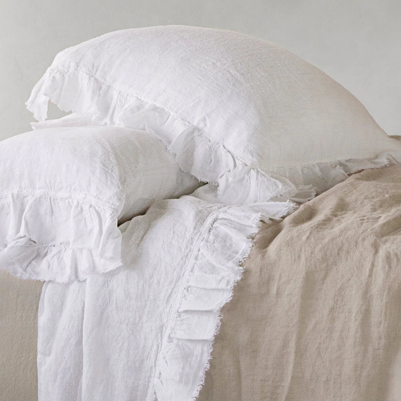 Kristine Ruffle Linen Flat Sheet in QK | 'Ayrton'
