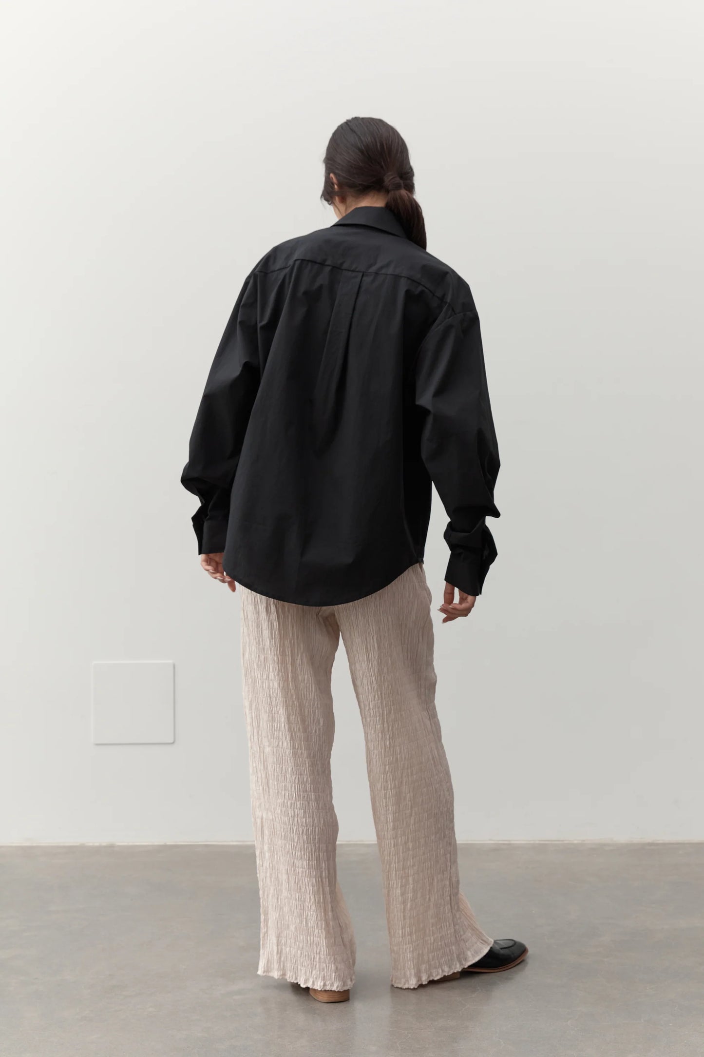 The Classic Shirt in Black