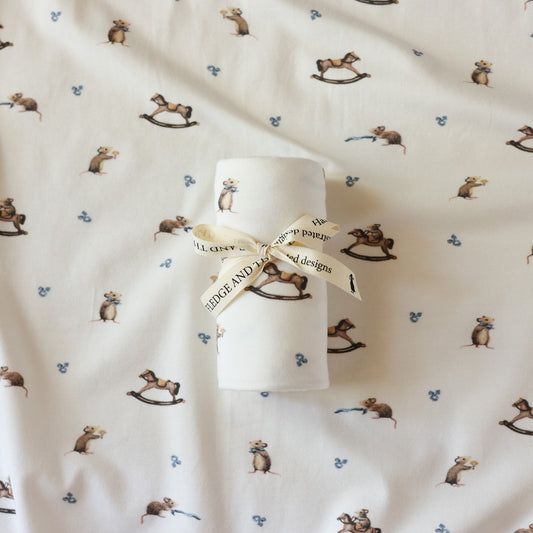 Jersey stretch wrap - Mouse & Rockinghorse