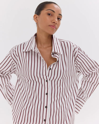 The Dropped Yoke Shirt in Mahogany & White
