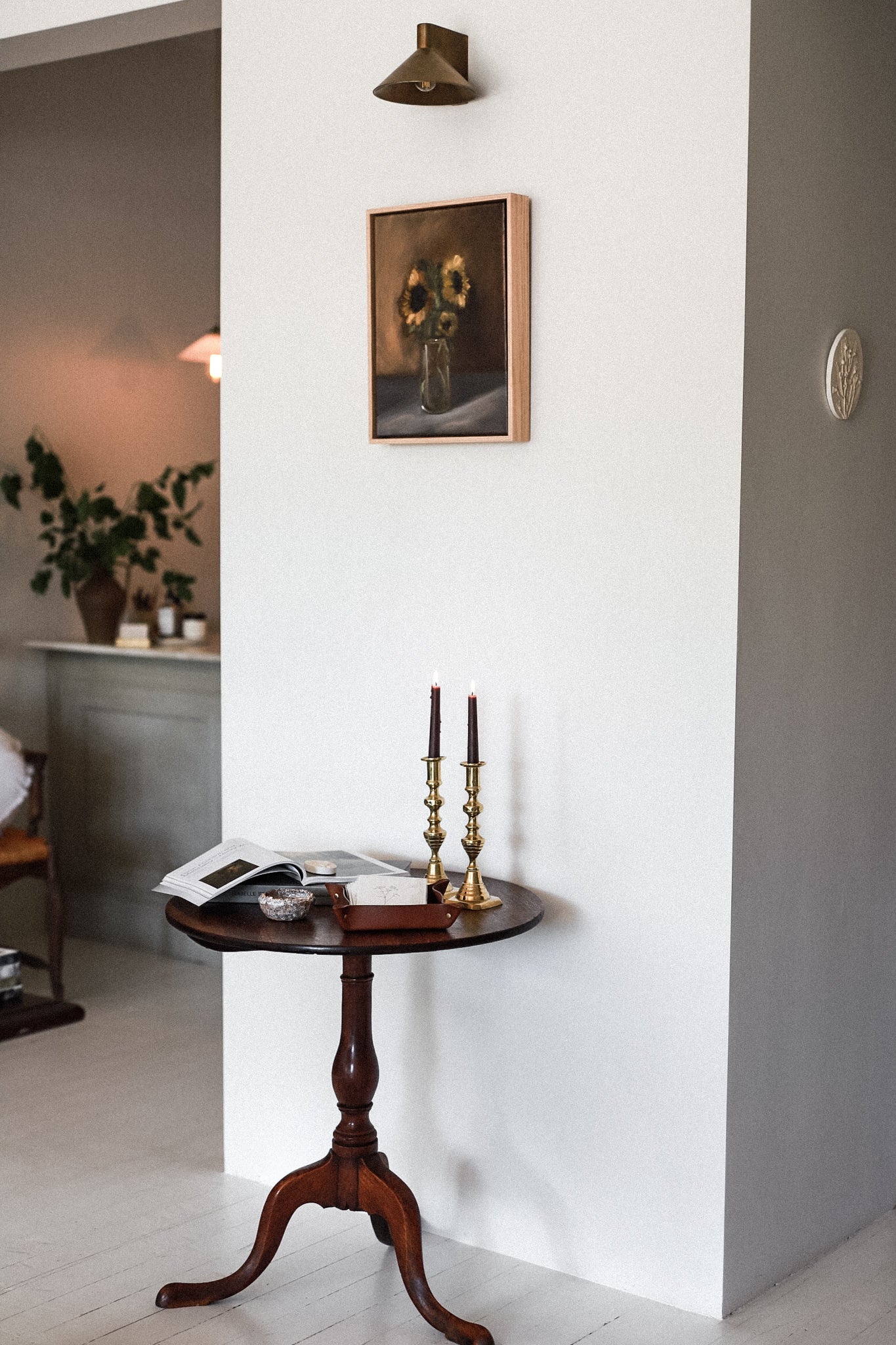 A beautiful Antique Pedestal Side Table