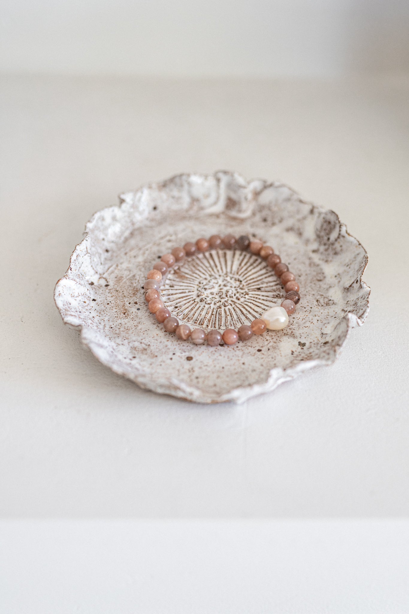 Agate Bead & Single Pearl Bracelet | Limited Edition