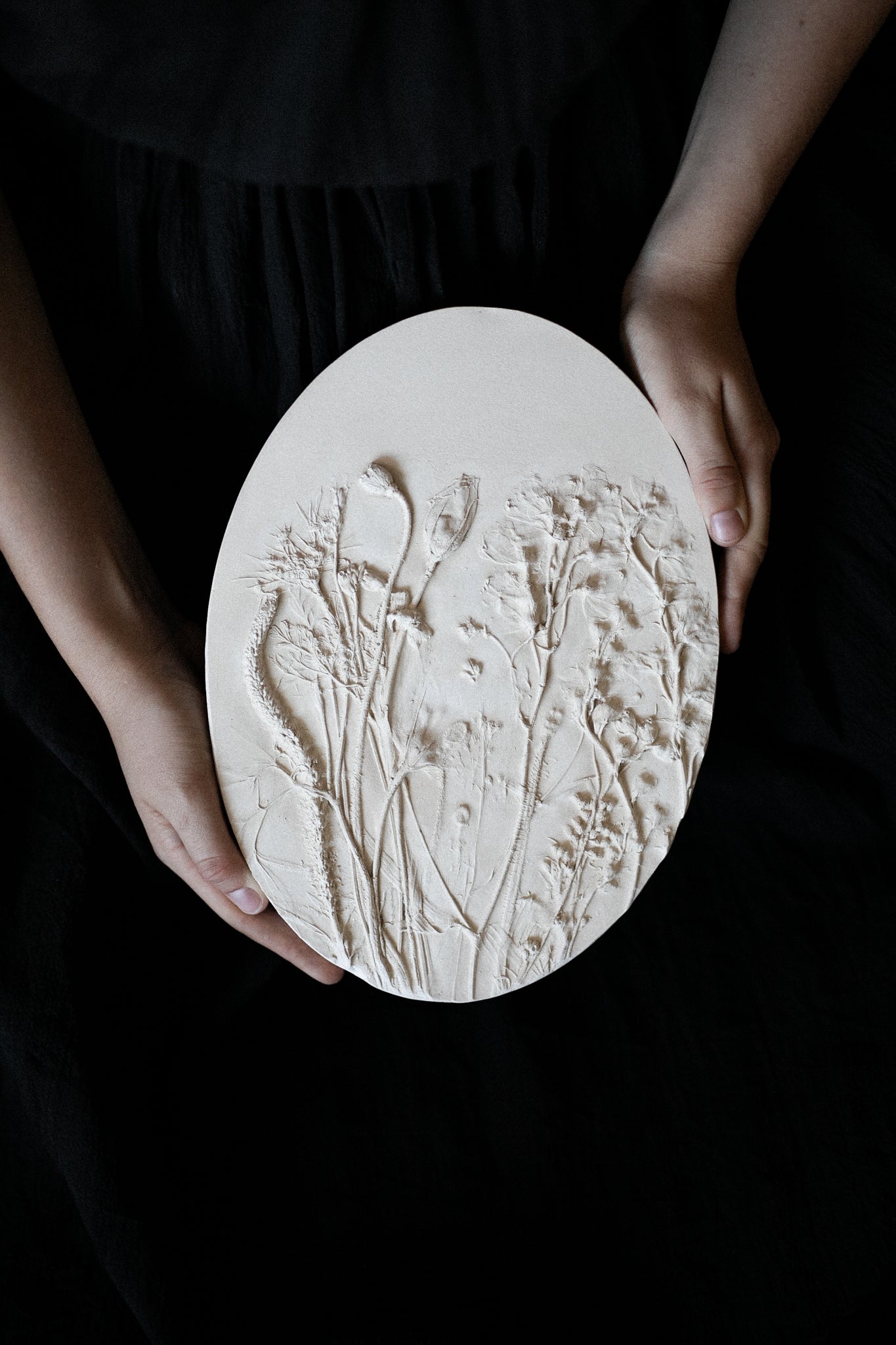 The Oval Floral Plaster