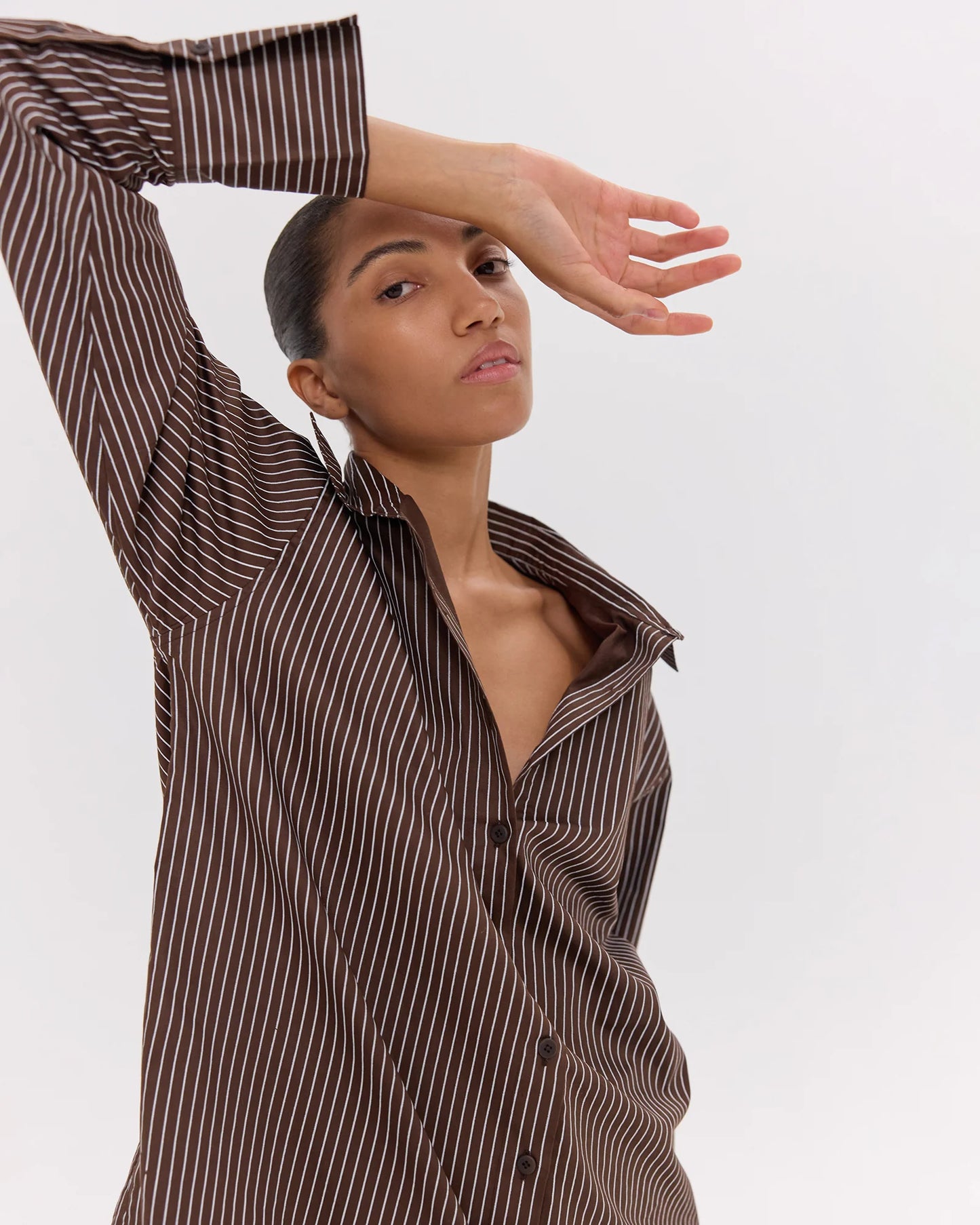 The Dropped Yoke Shirt in Brazil Nut & White
