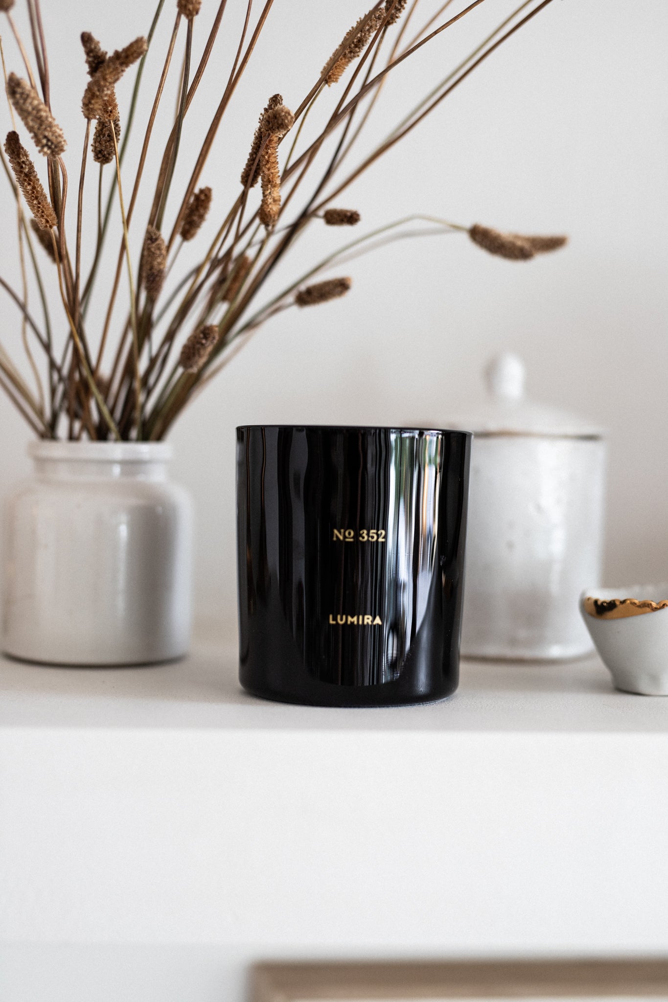 No. 352 Leather & Cedar Candle