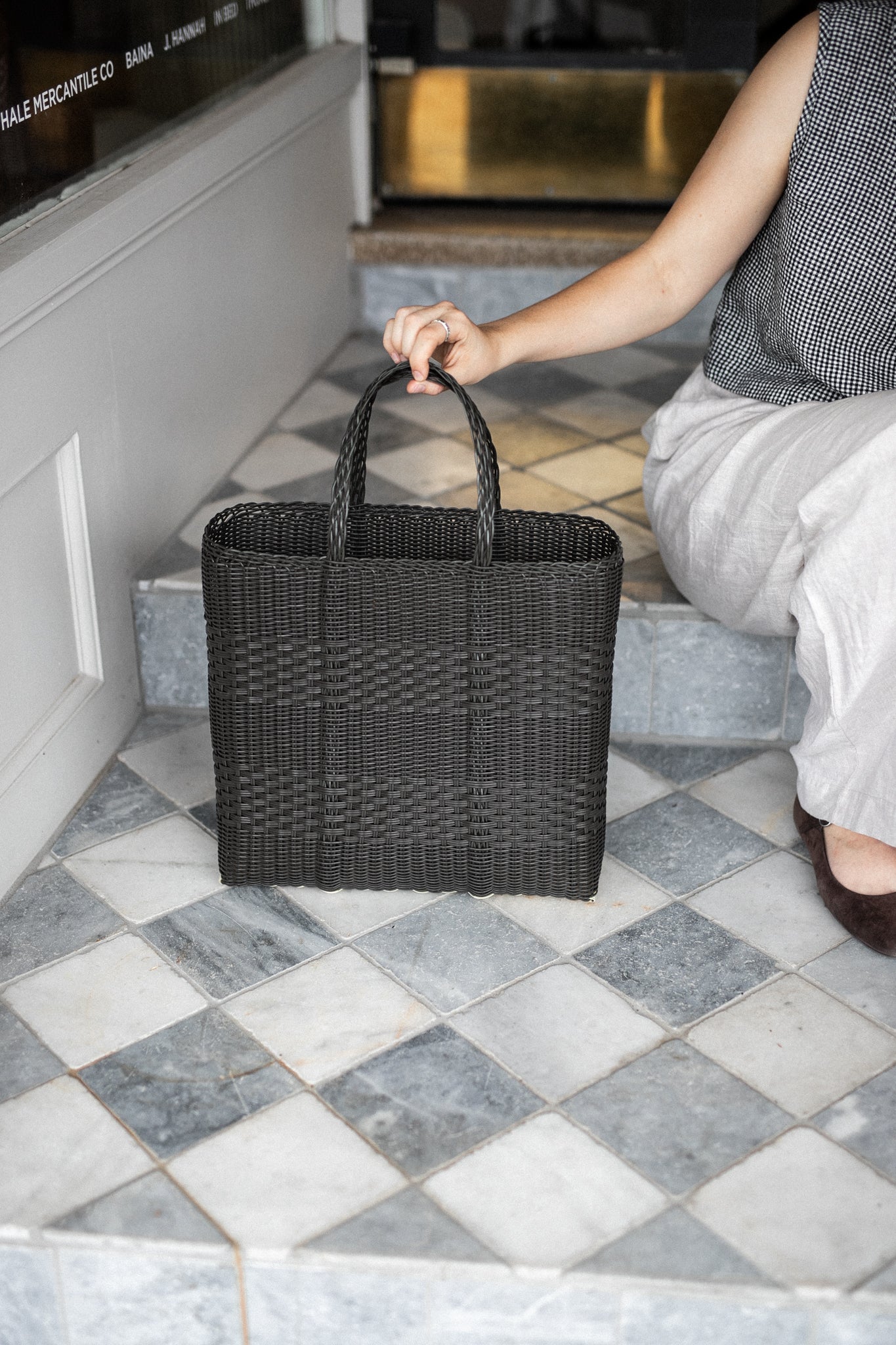 Tall Handwoven Palorosa Basket | Midnight Brown
