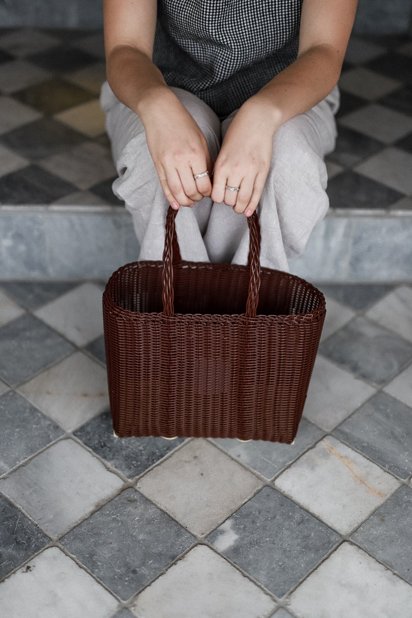 Small Handwoven Palorosa Basket | Chocolate