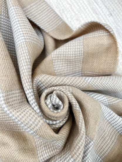 'Clodagh' Fine Lambswool Throw