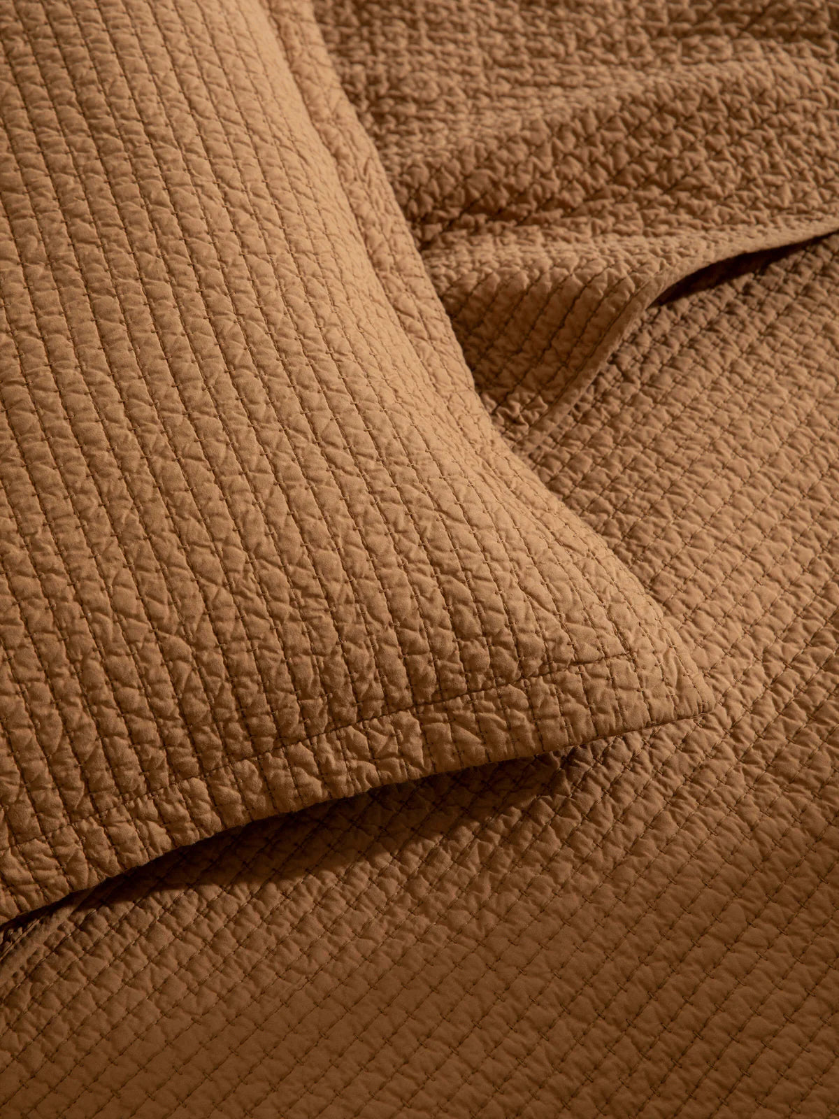 Pure Cotton Quilt Coverlet in Brûlée Caramel | double size