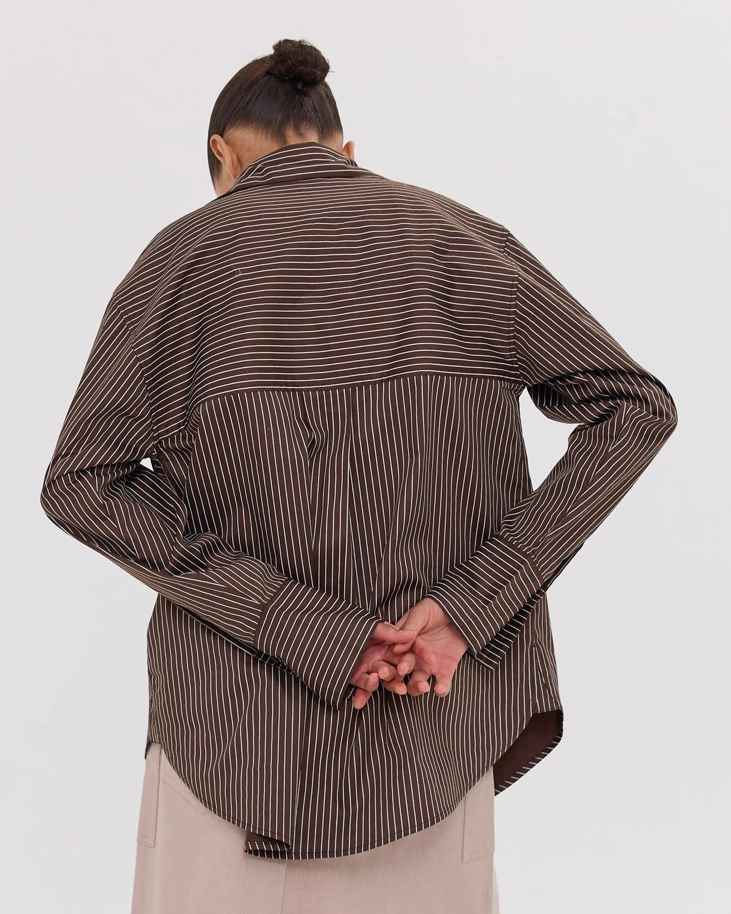 The Dropped Yoke Shirt in Brazil Nut & White
