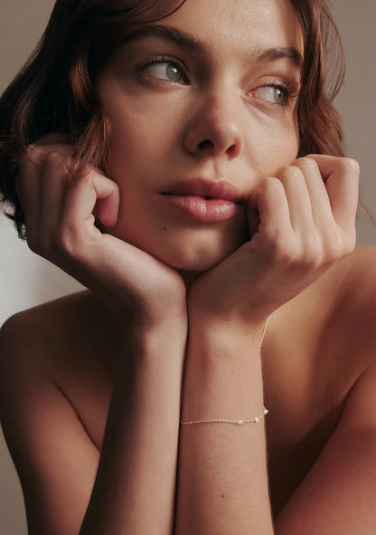 Floating Stone Bracelet | Silver