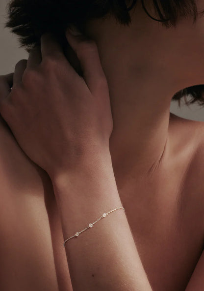 Floating Stone Bracelet | Silver