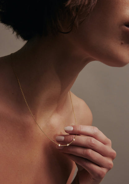 Floating Stone Necklace | Gold