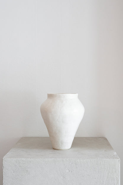 Ceramic Clay Vase in White | N.1