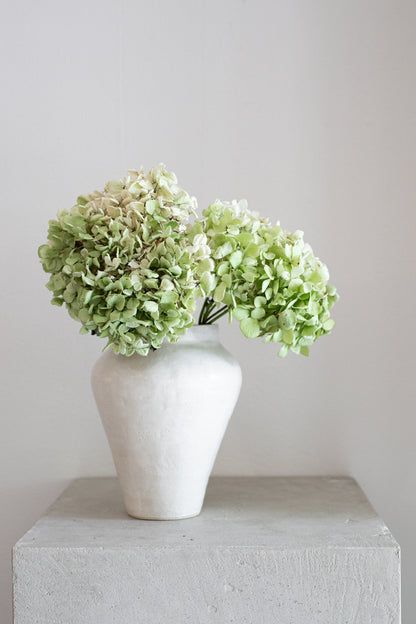Ceramic Clay Vase in White | N.2