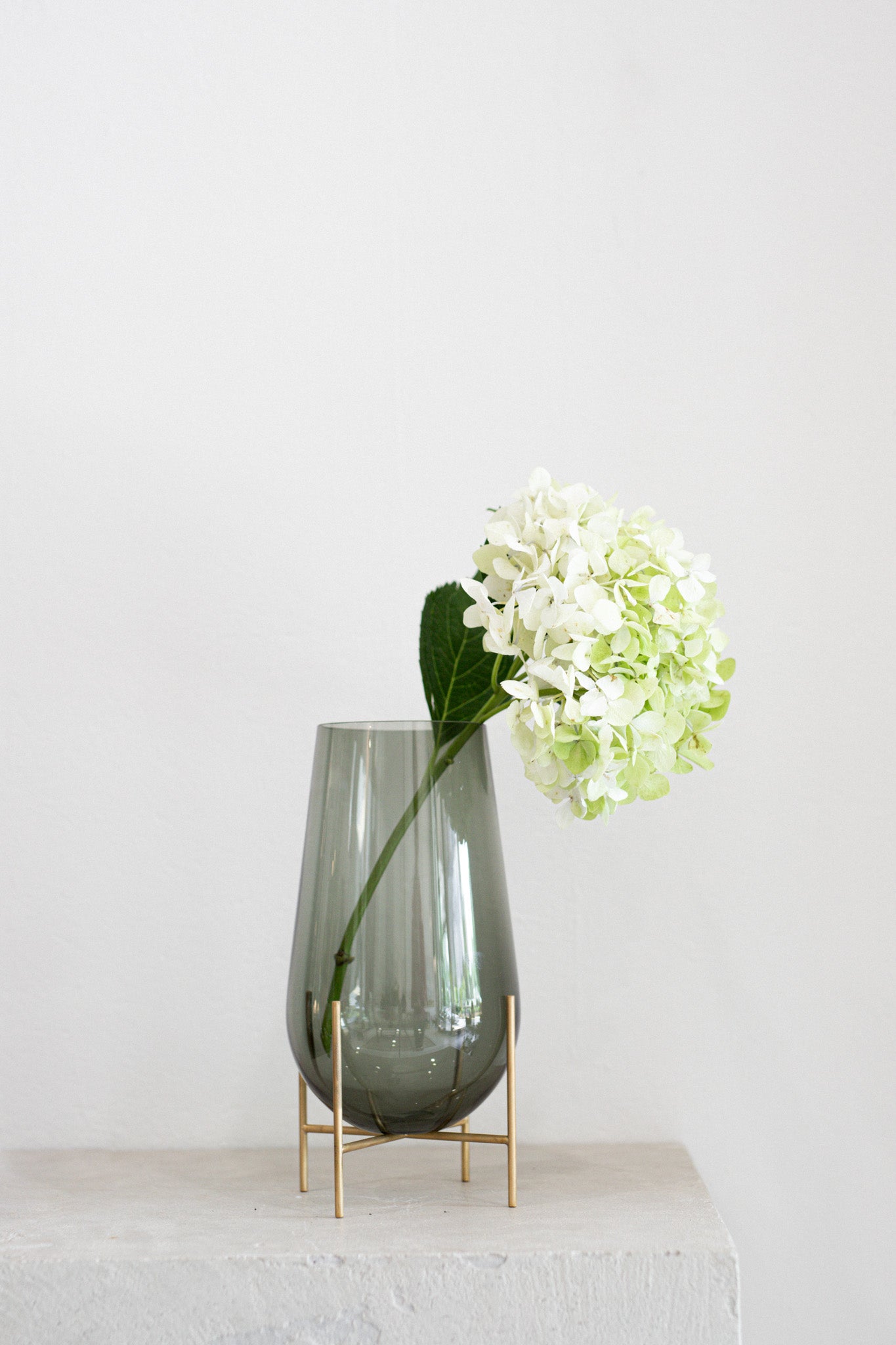 Echasse Vase in Green Smoke