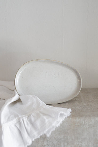 Oval Pebble Tray in Large