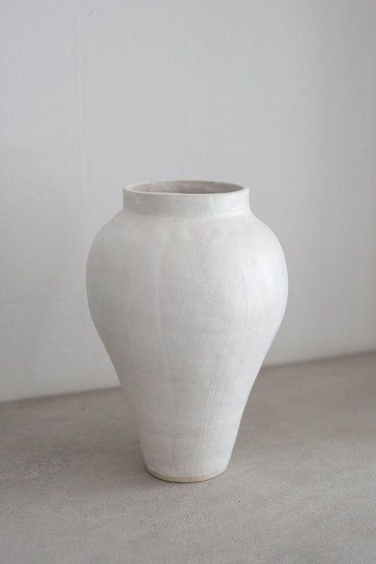 Ceramic Clay Vase in White | N.1