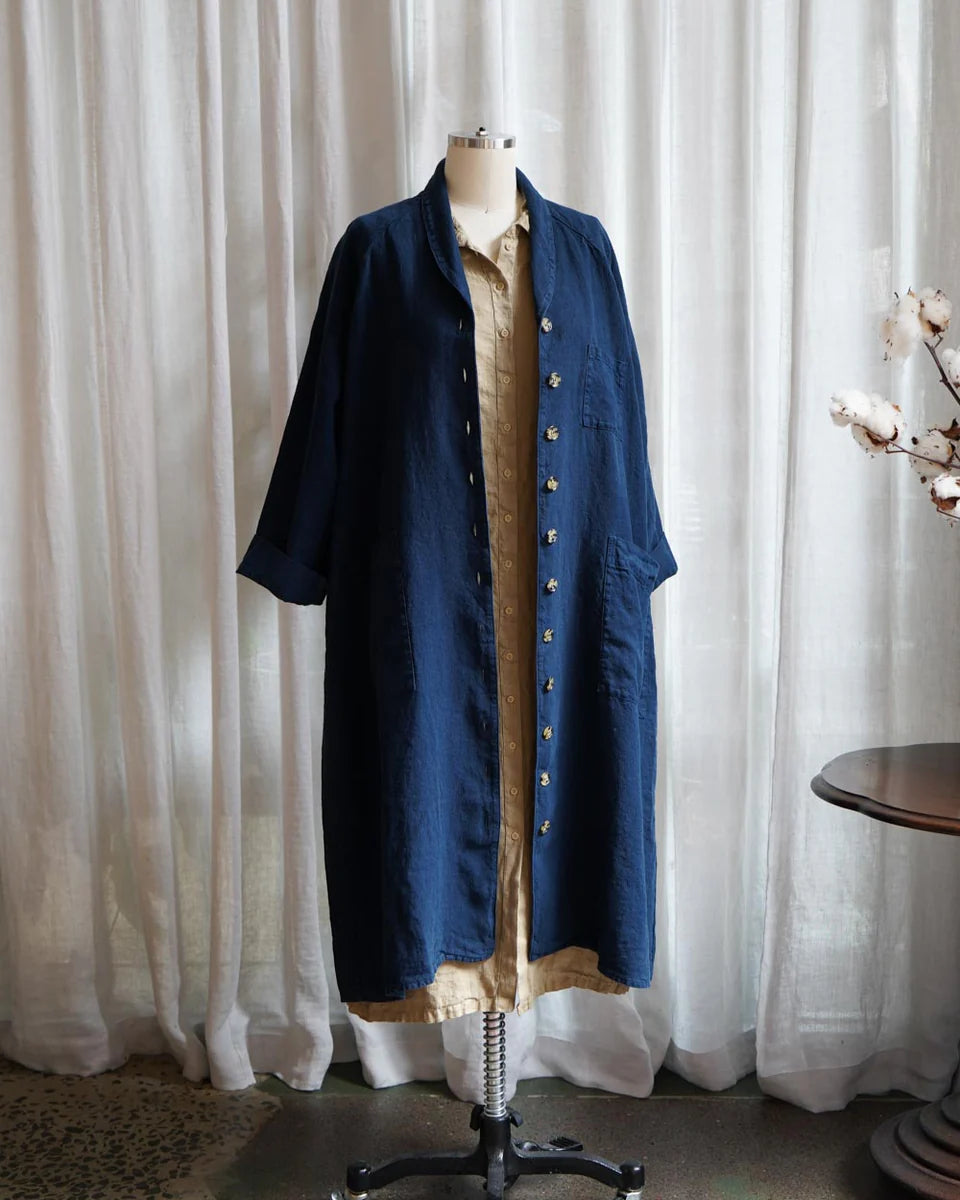 Linden Coat in Mid Weight Linen | Dark Navy