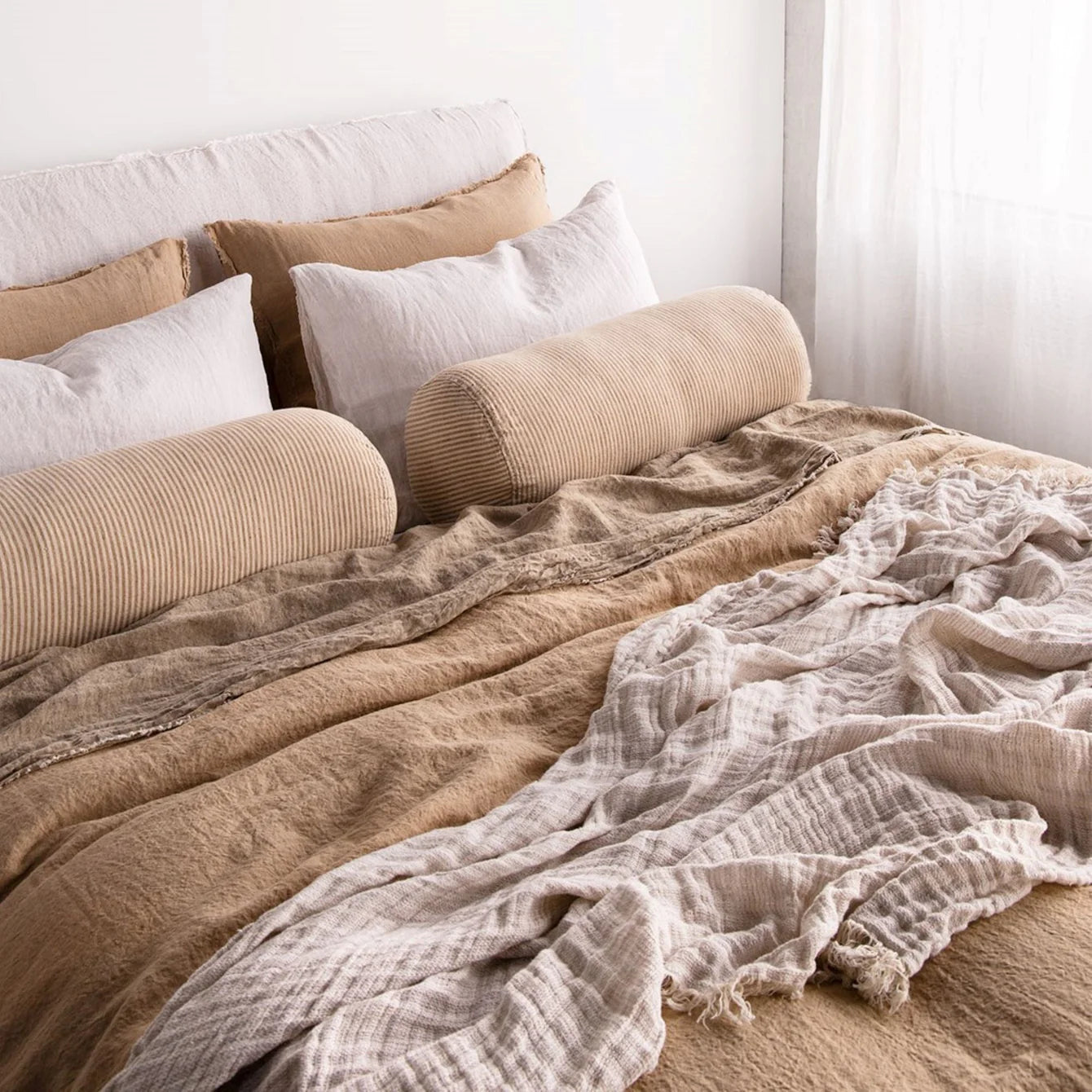 Heirloom Linen Crush Throw | 'Aryton'