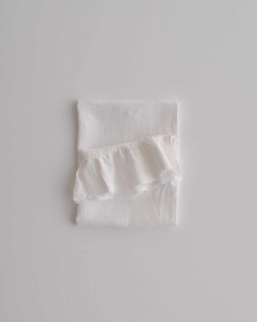 Linen Ruffle Guest Towel | 'Aryton'