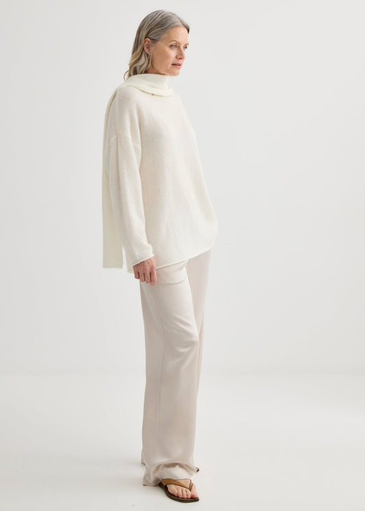 Satin Relaxed Pant Champagne - Front