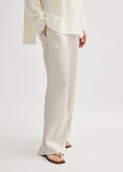 Luxury Satin Relaxed Pant in Champagne