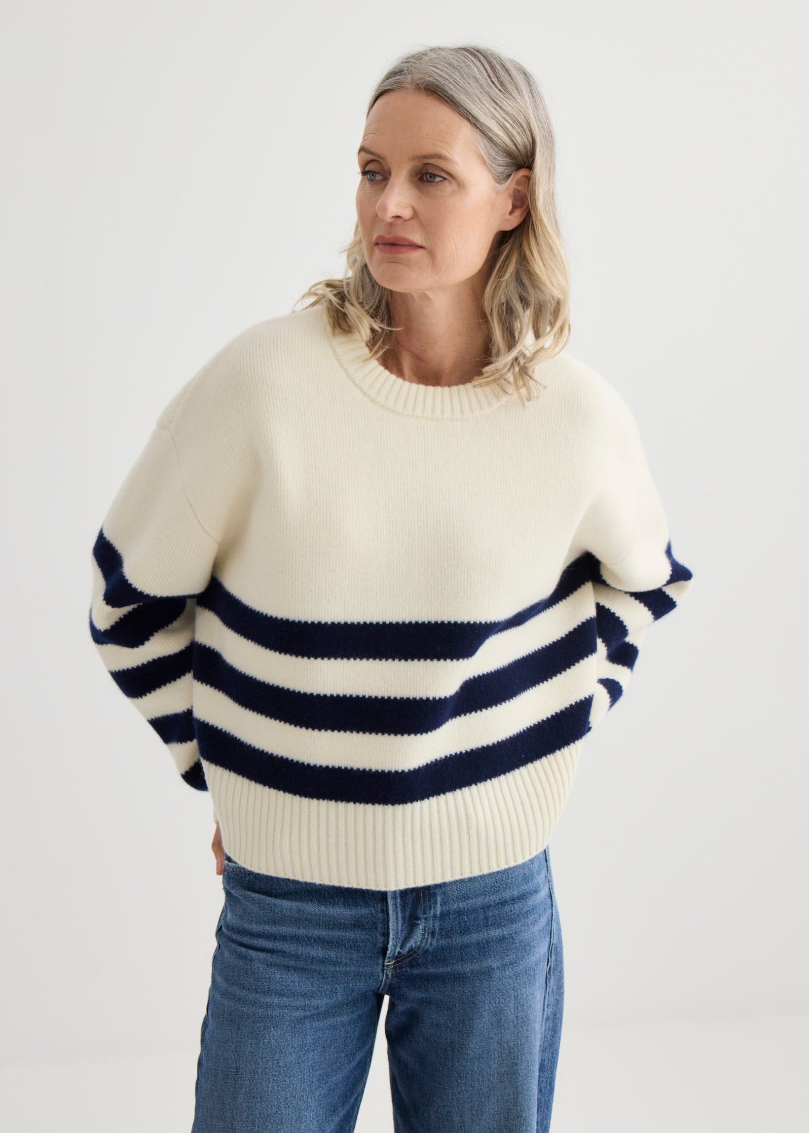 Oversized Stripe Crew Ivory Midnight - Front