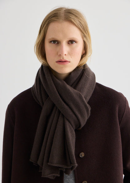 Cashmere Scarf Bitter Chocolate - Draped